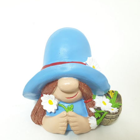 Садовая фигура Гномка с ромашками 12991 (18*19см) (М)